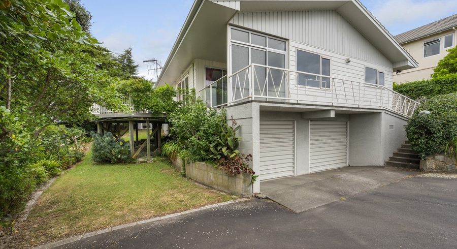  at 10 Randall Place, Hospital Hill, Napier