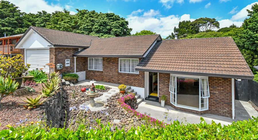  at 16 Cantua Close, Totara Heights, Auckland