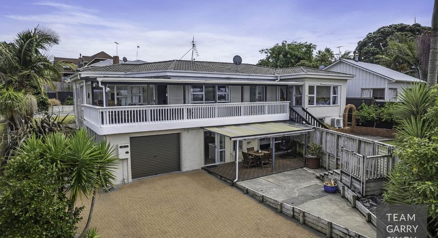  at 42 Estuary Road, Weymouth, Auckland