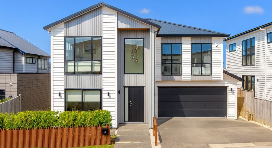  at 19 La Bella Road, Hobsonville, Waitakere City, Auckland