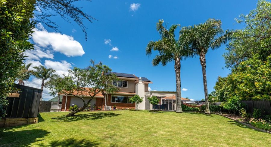  at 11 Hinton Place, Pyes Pa, Tauranga