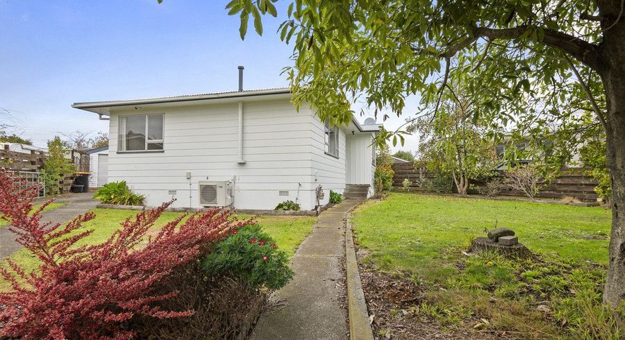  at 28 Pinedale Parade, Milson, Palmerston North