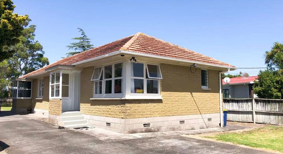  at 95A Rathgar Road, Henderson, Waitakere City, Auckland