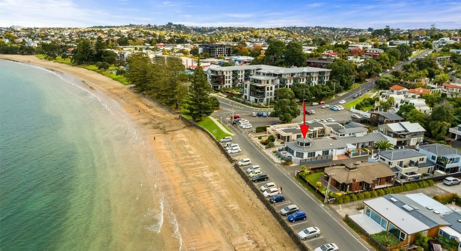  at 1/26 Manly Esplanade, Browns Bay, Auckland