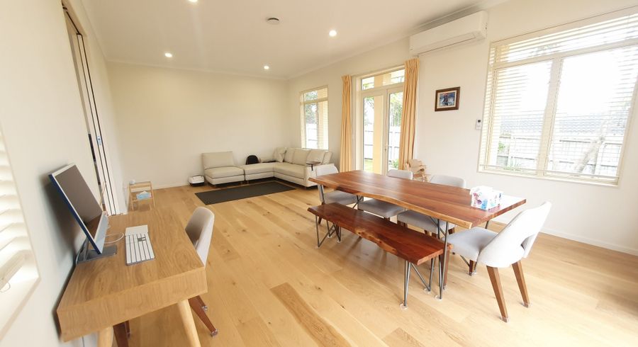  at 26 Scarlet Oak Drive, Albany, North Shore City, Auckland