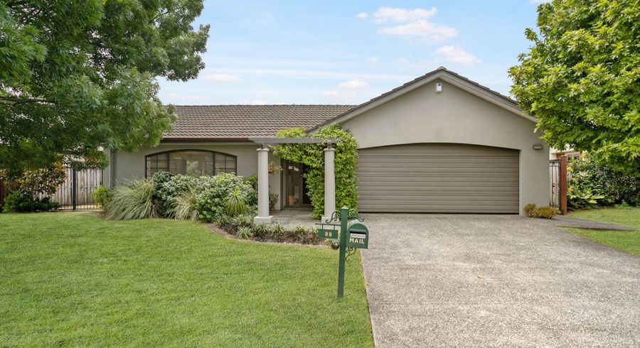  at 88 Hillwell Drive, Henderson, Auckland