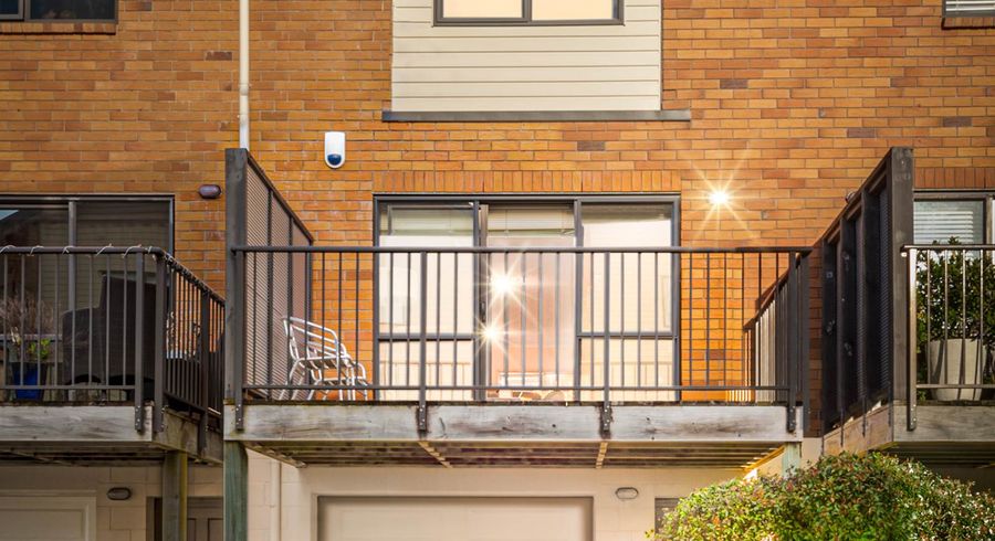  at 195/172 Mcleod Road, Te Atatu South, Auckland