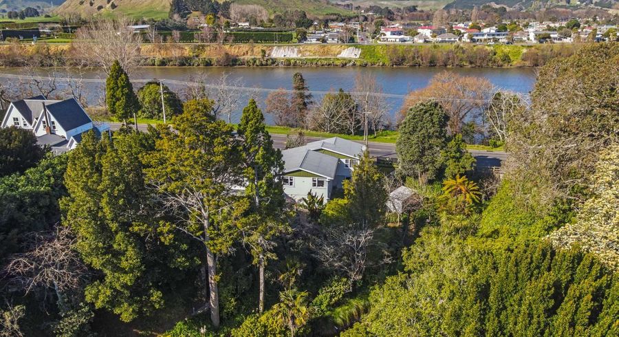  at 243 Somme Parade, Aramoho, Whanganui, Manawatu / Whanganui