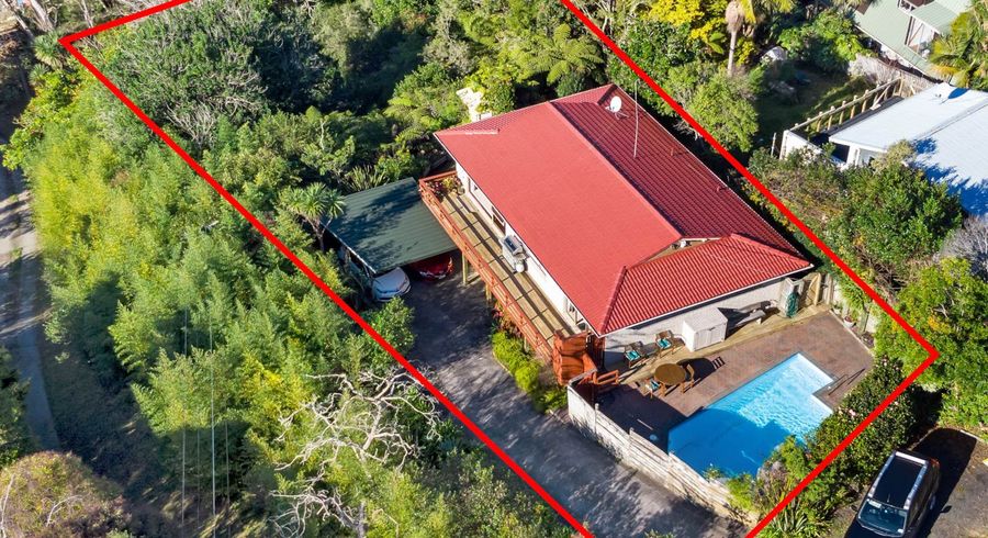  at 118 Candia Road, Henderson Valley, Auckland