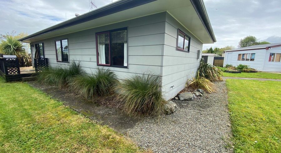  at 2 Rata Street, Tokomaru