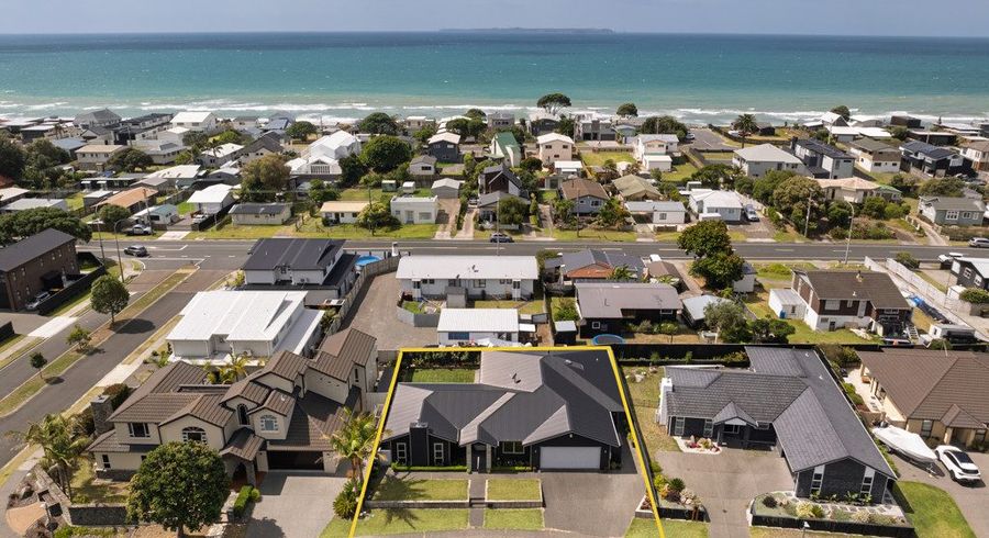  at 3 Excelsa Place, Papamoa Beach, Papamoa