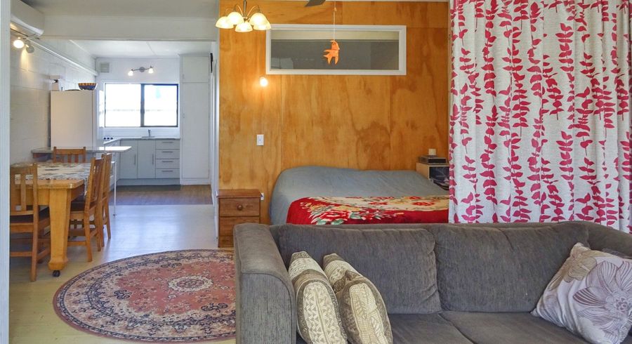  at 4/2 Himatangi Street, Himatangi Beach