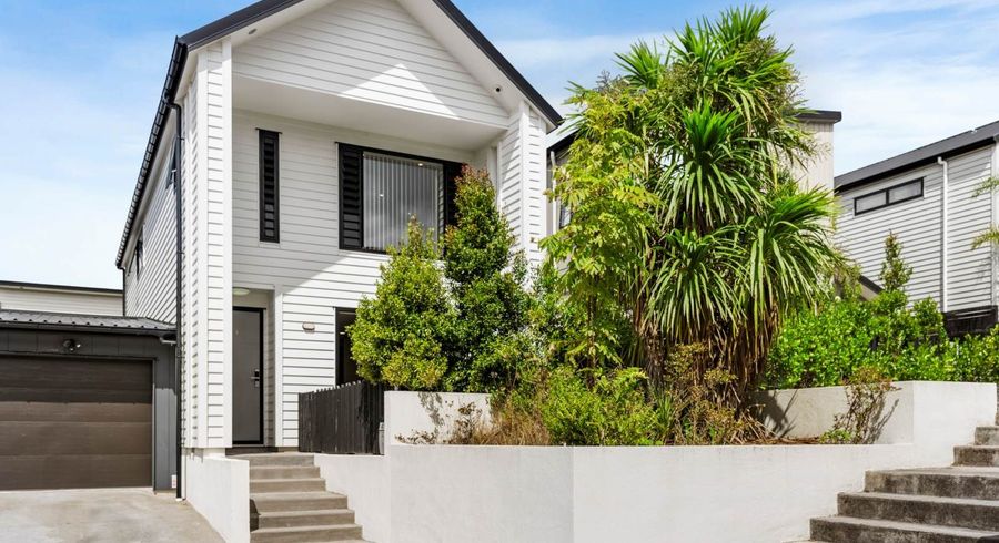  at 41  Westgate Drive, Westgate, Waitakere City, Auckland