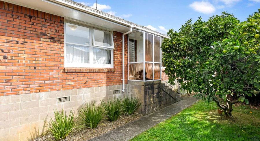  at 2/47 Karaka Street, Takapuna, Auckland