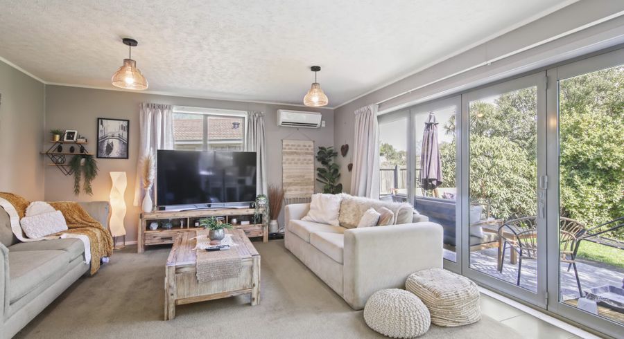  at 19 Jenkins Avenue, Redwood, Christchurch