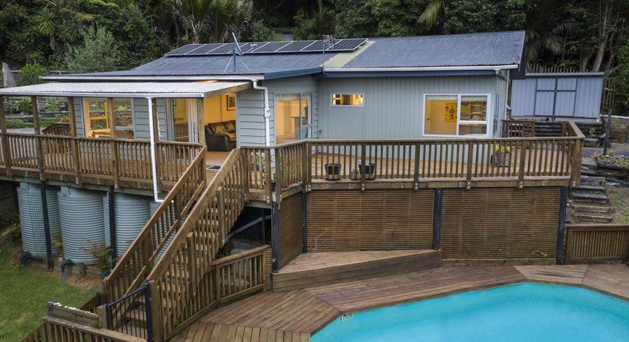  at 903 West Coast Road, Waiatarua, Waitakere City, Auckland