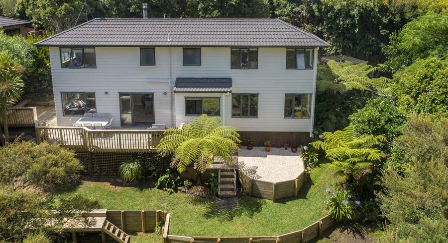  at 24 Twin Court, Albany, Auckland