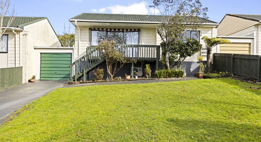  at 2/12 Roick Parade, Glen Eden, Waitakere City, Auckland
