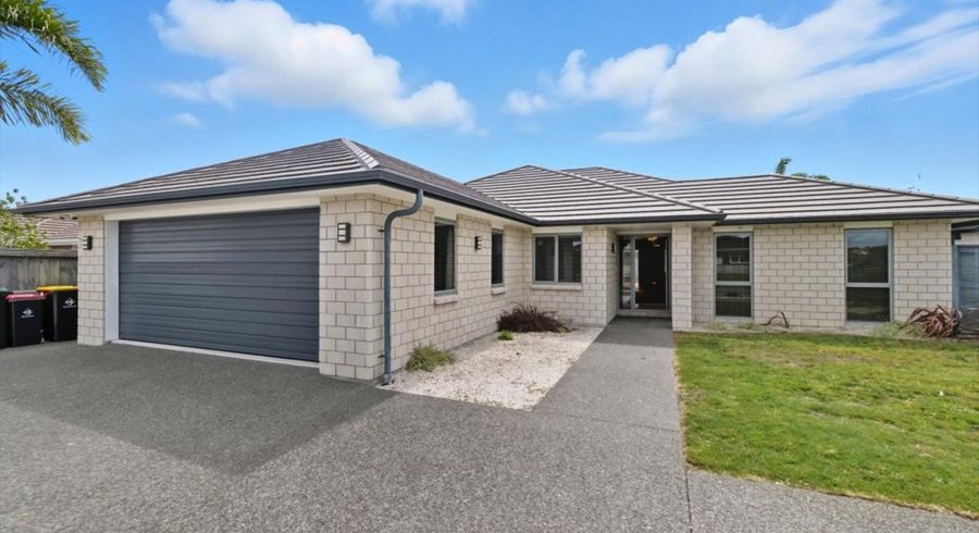  at 82 Golden Sands Drive, Papamoa Beach, Papamoa