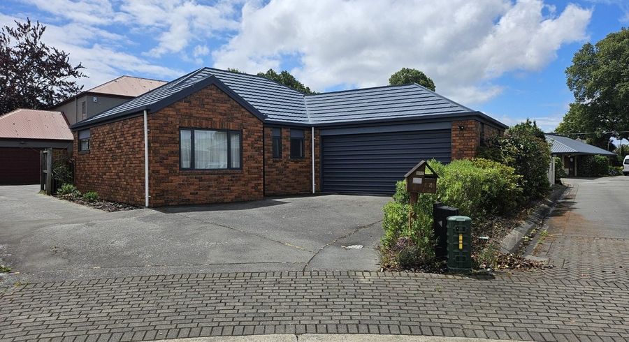  at 54 Parade Court, Addington, Christchurch City, Canterbury