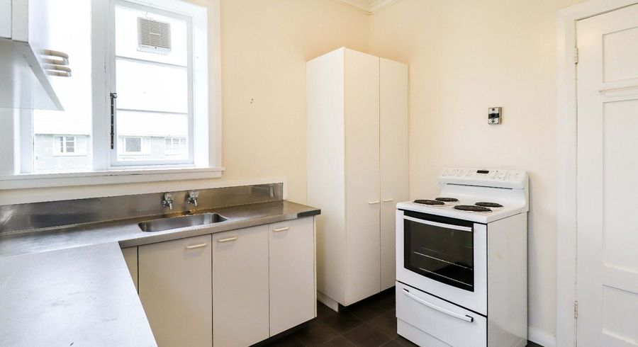  at 4/137-139 Cuba Street, Petone, Lower Hutt, Wellington
