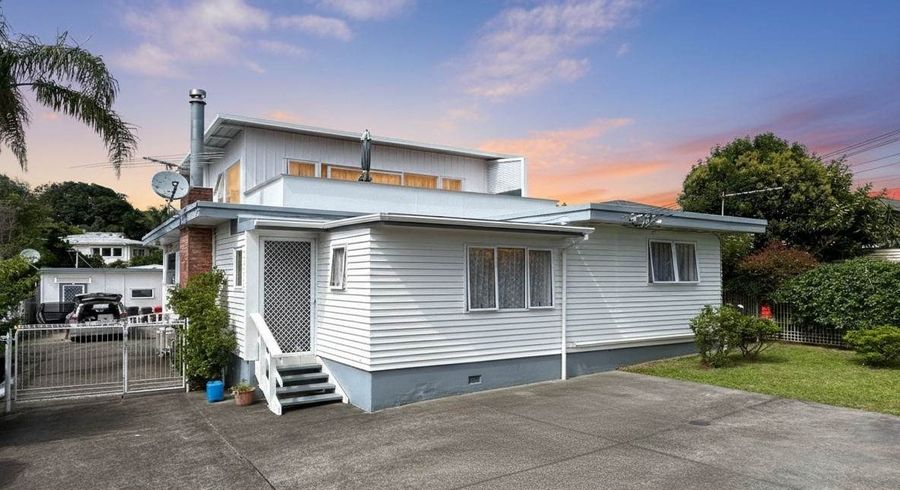  at 25 McIntyre Road, Mangere Bridge, Manukau City, Auckland