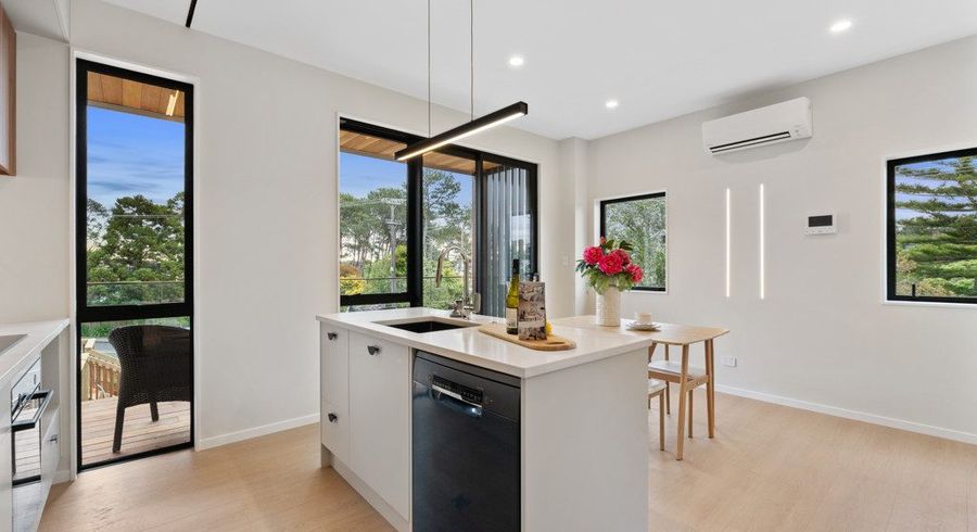  at 1/36 William Souter Street, Forrest Hill, North Shore City, Auckland
