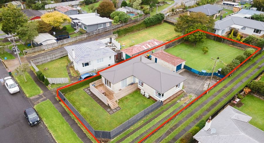  at 14 Cowling Road, Hurdon, New Plymouth