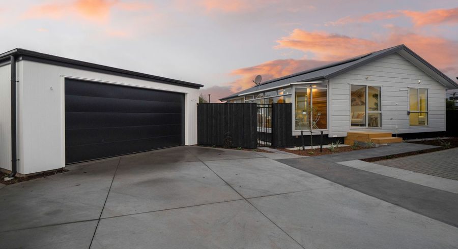  at 10/9c Cuffs Road, Wainoni, Christchurch City, Canterbury