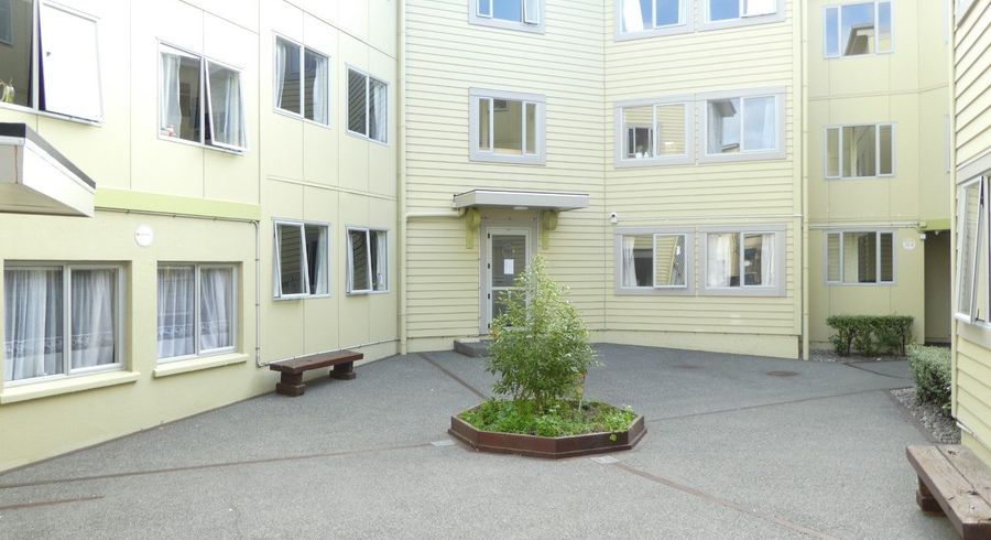 at 25/4 Sussex Street, Mount Cook, Wellington, Wellington