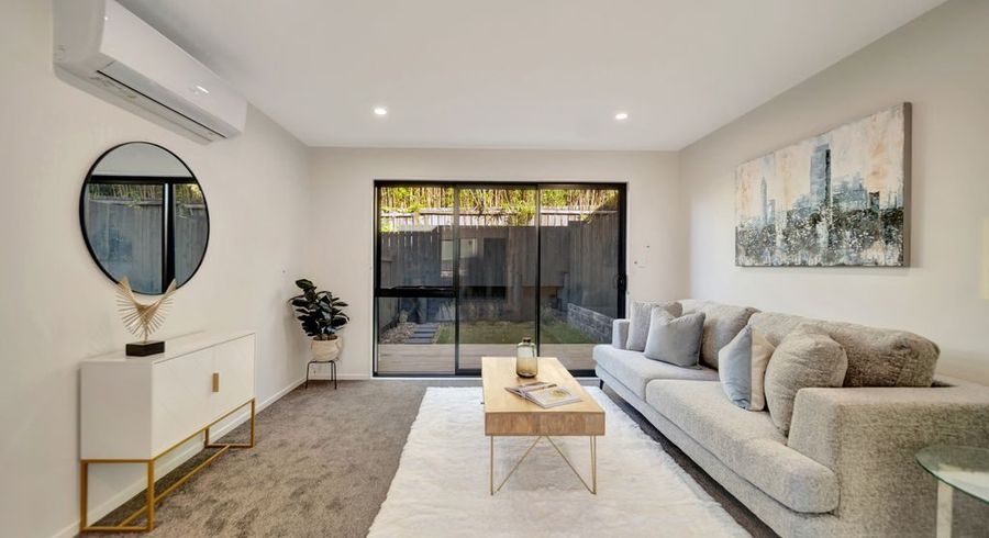  at 12/106 triangle road, Massey, Waitakere City, Auckland