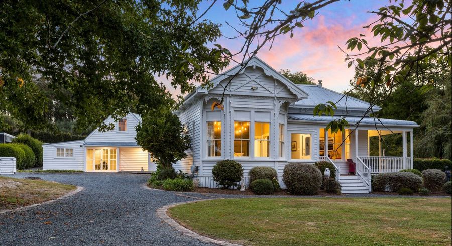  at 1073 Kahikatea Flat Road, Waitoki, Kaukapakapa