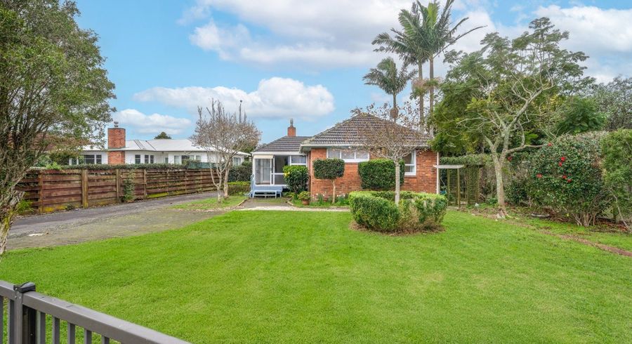  at 56 Botany Road, Botany Downs, Manukau City, Auckland