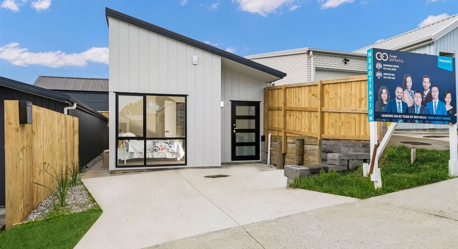  at 17 Morus Road, Massey, Auckland