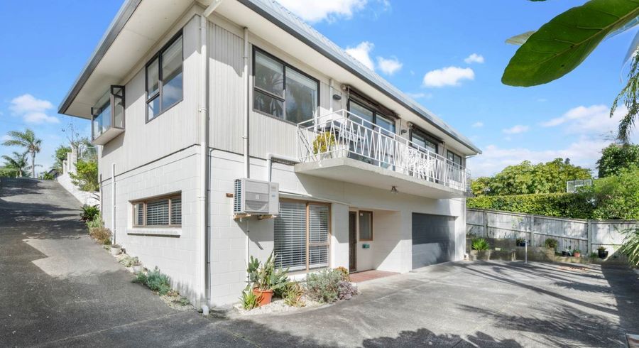  at 2/22 Hauraki Road, Hauraki, Auckland