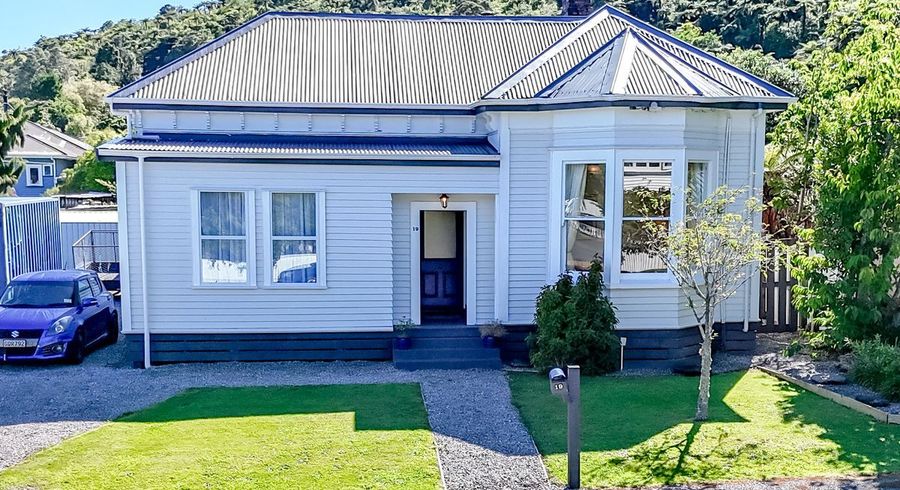  at 19 Winnie Street, Greymouth, Grey, West Coast