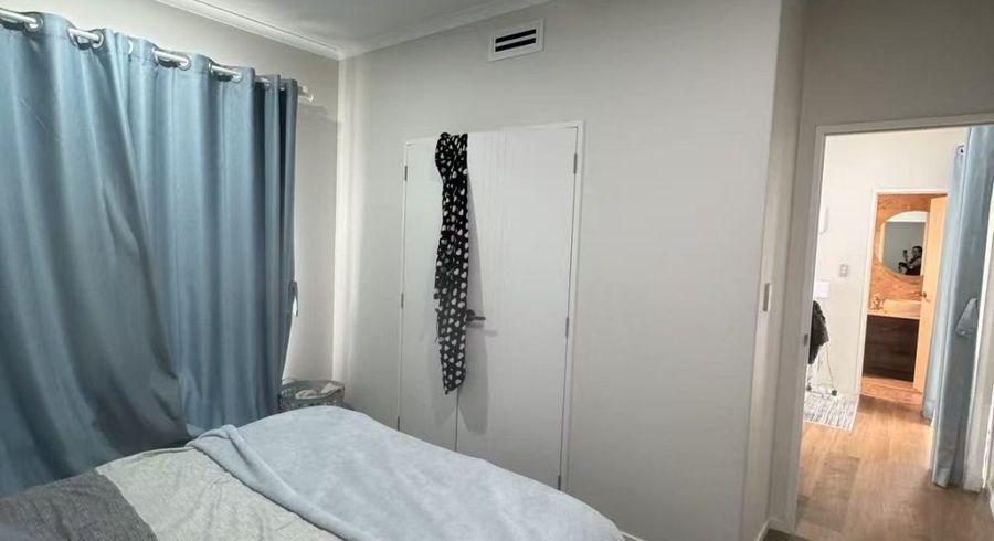  at 55 Hikuawa Rd, Flat Bush, Manukau City, Auckland