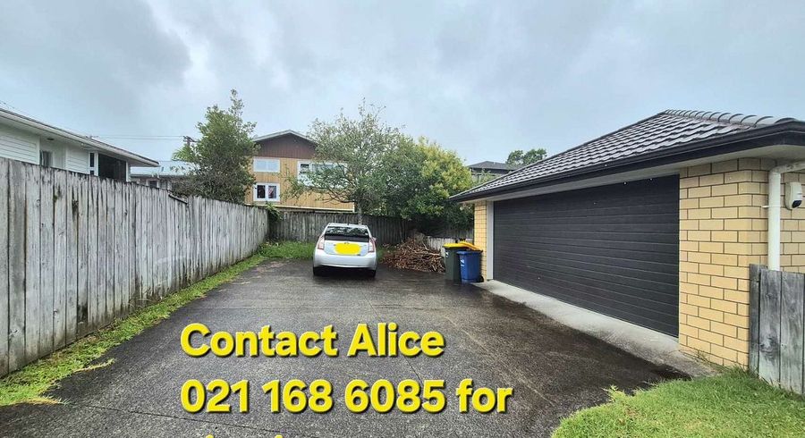  at Henderson, Waitakere City, Auckland