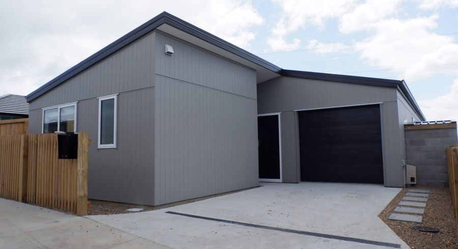 at 68 Pragma Rise, Huntington, Hamilton