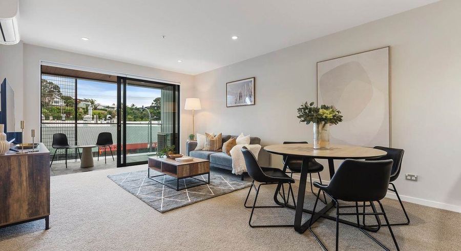  at 103/4 Bute Road, Browns Bay, North Shore City, Auckland