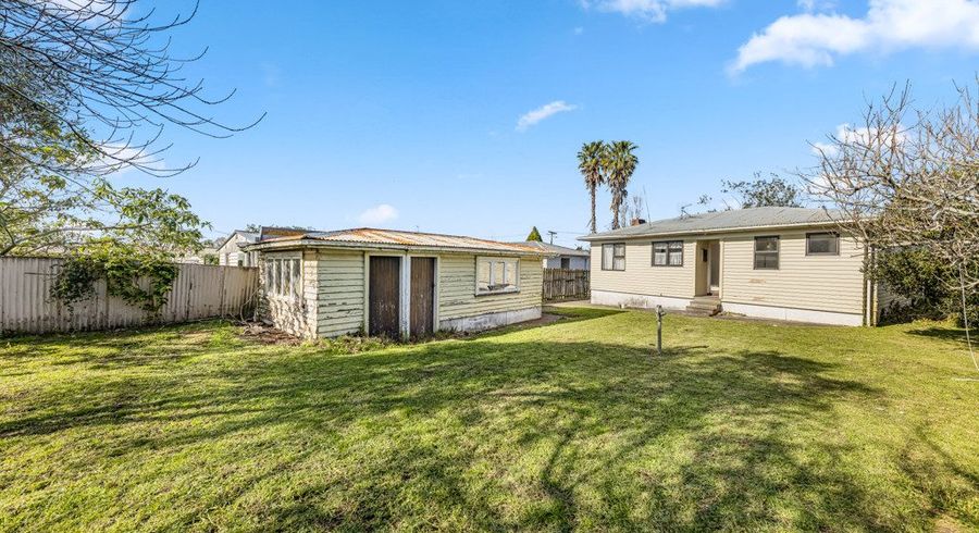  at 15 Tindall Crescent, Otara, Manukau City, Auckland