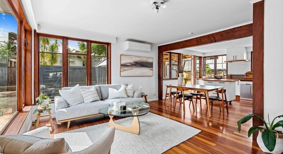  at 1/22 Harbour View Road, Te Atatu Peninsula, Waitakere City, Auckland