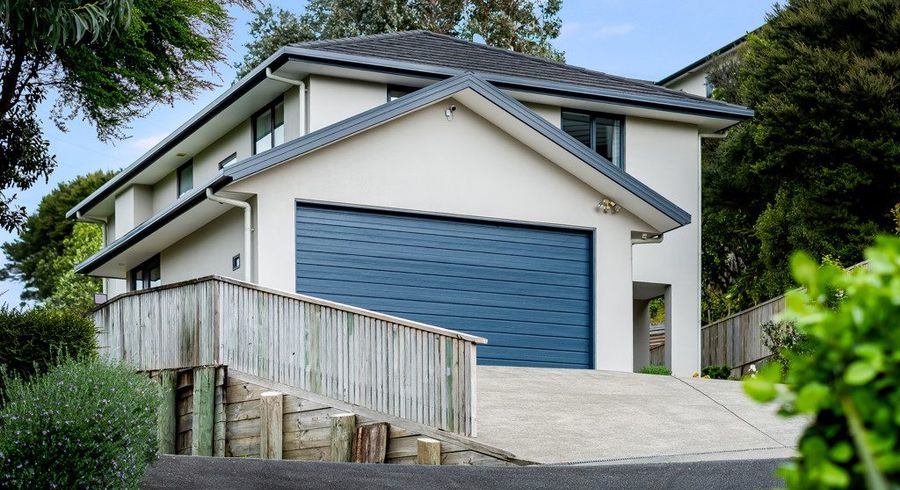  at 8 Botany Lane, Whitby, Porirua, Wellington