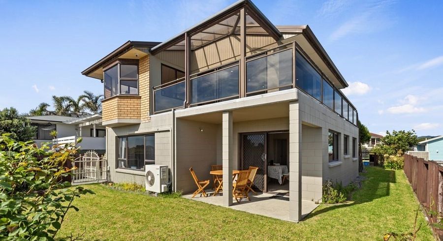 at 816 Papamoa Beach Road, Papamoa, Tauranga, Bay Of Plenty