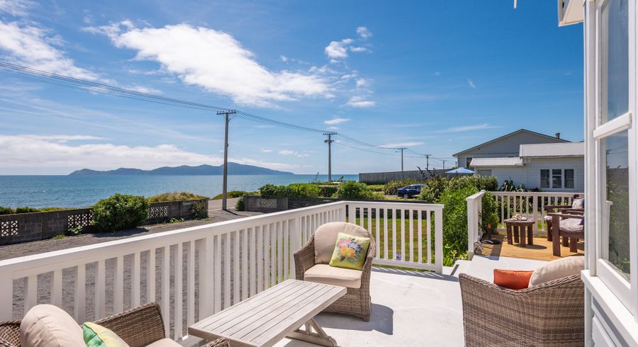  at 60 The Parade, Paekakariki, Kapiti Coast, Wellington