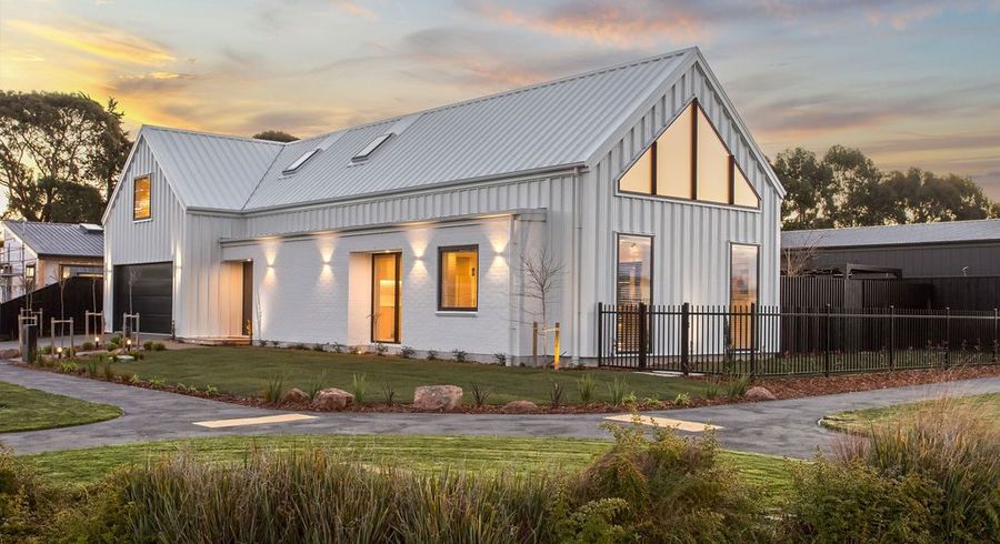  at 2 Emily Knowles Drive, Cashmere, Christchurch City, Canterbury