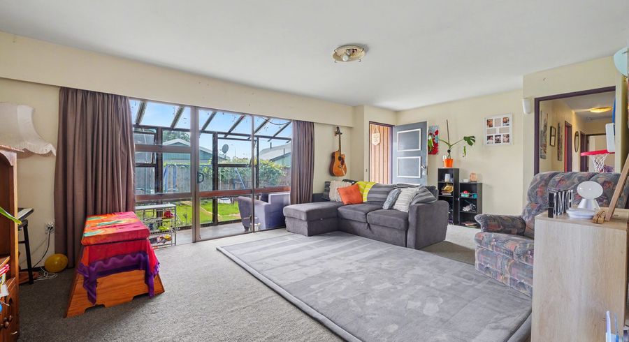  at 2/119A Prestons Road, Redwood, Christchurch City, Canterbury