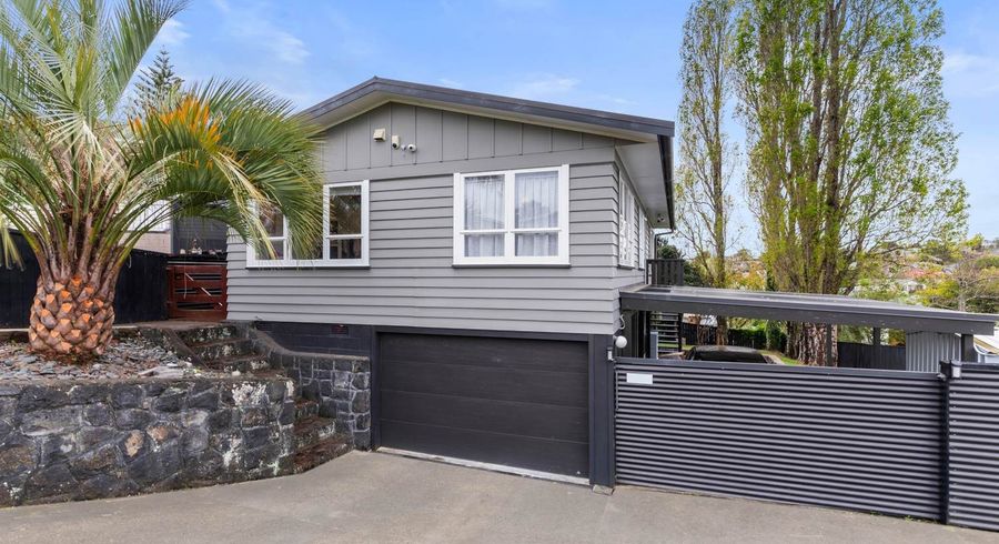  at 15 Caronia Crescent, Lynfield, Auckland