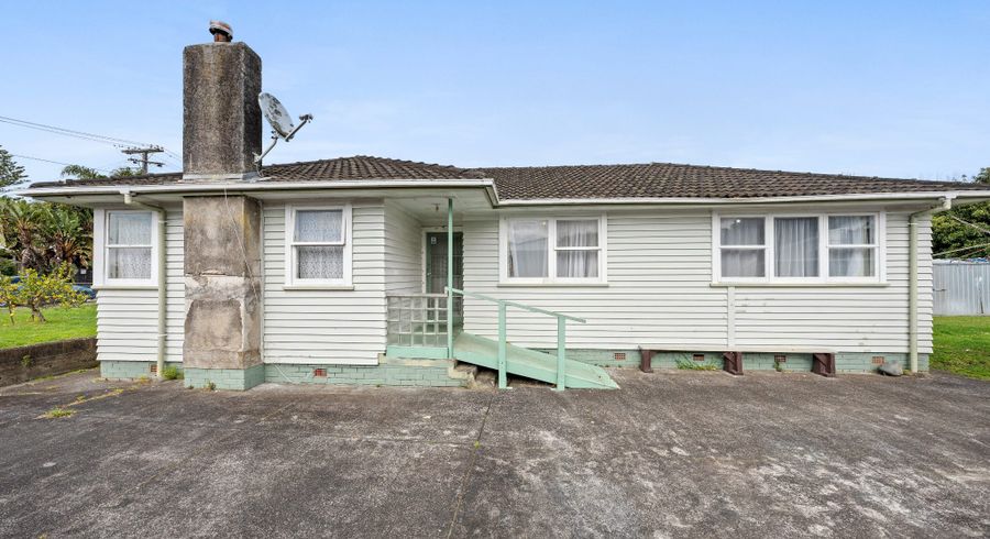  at 8 Dampier Street, Avondale, Auckland