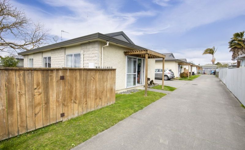  at 1/25 Hinton Road, Taradale, Napier